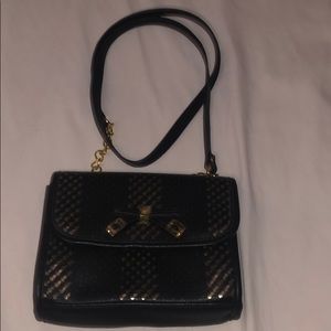 Jessica Simpson cross body purse